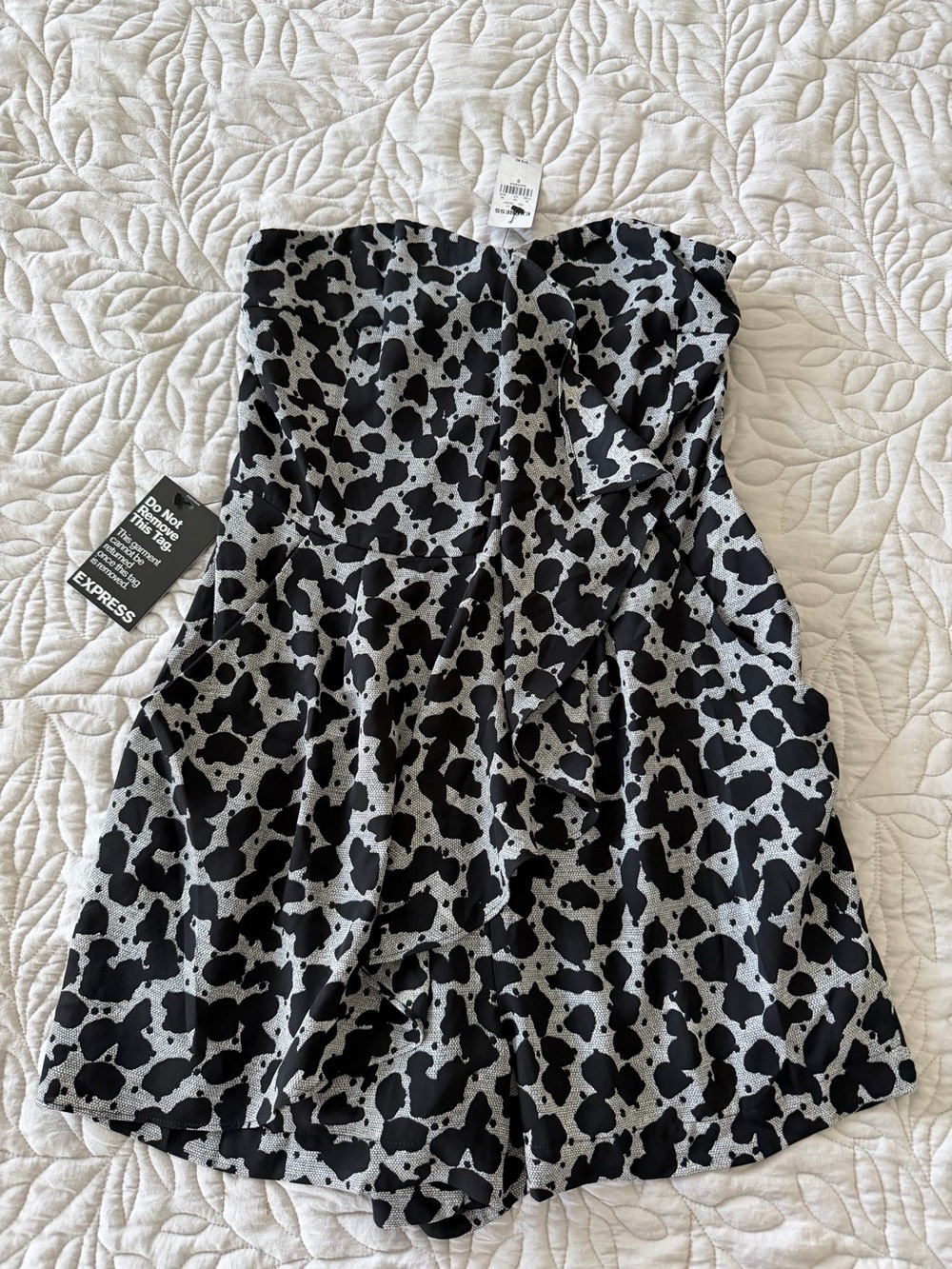 Express women’s  Black & Gray Strapless Patterned romper with tags